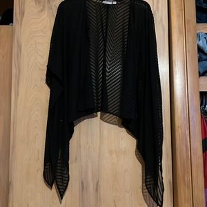 Bisou Bisou black textured kimono